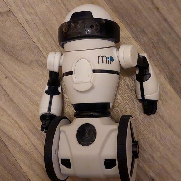 WooWee MIP White Self Balancing Remote Control Used - Picture 1 of 5